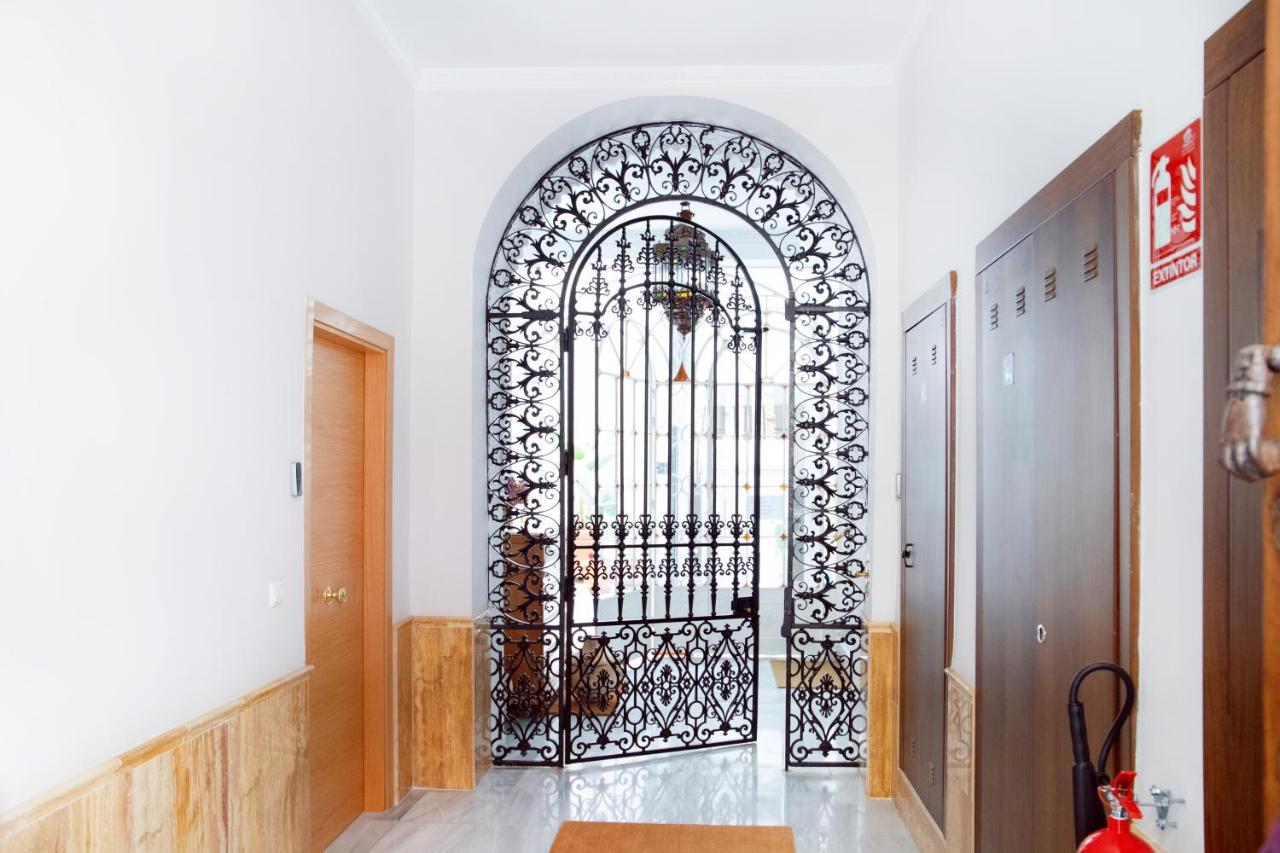 Hispalis Casa Palacio Apartment Seville Ngoại thất bức ảnh